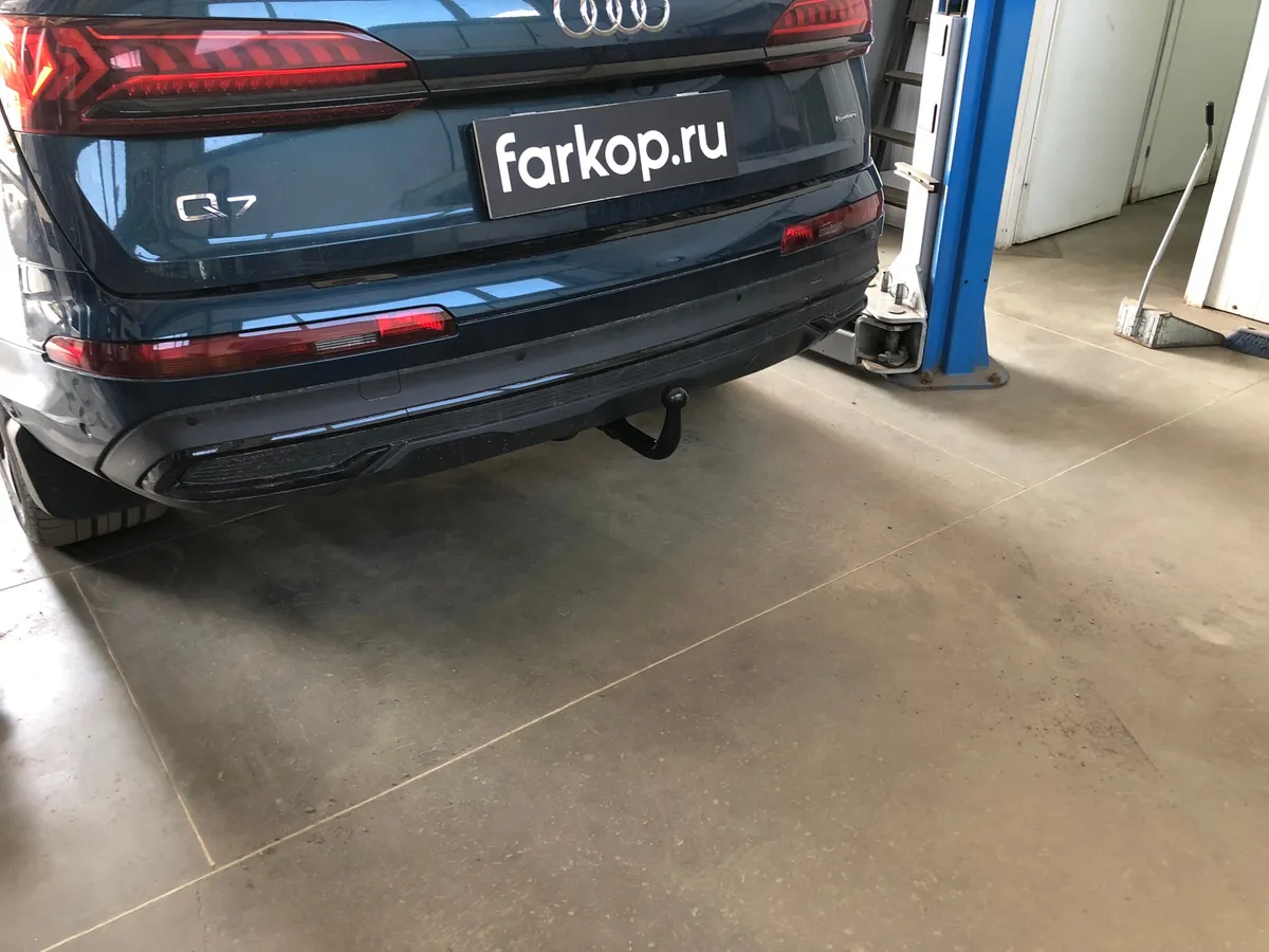 Фаркоп Steinhof для Audi Q7 2020- A-108 в Тюмень Фаркоп Steinhof для Audi Q7 2020- A-108 в Тюмень