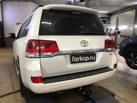 Фаркоп Steinhof для Toyota Land Cruiser J200 2008- T-172 в Тюмень