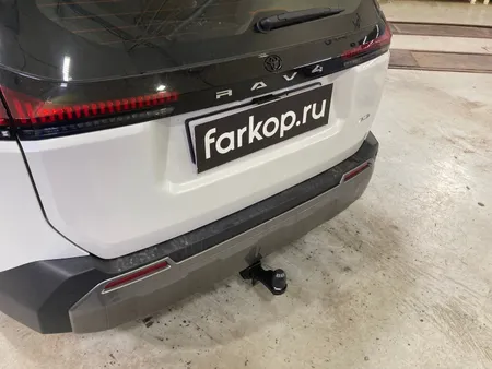 Фаркоп Berg для Toyota RAV4 2025- F.5717.002 в Тюмень