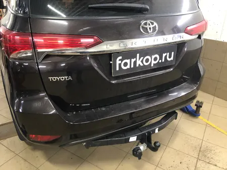 Фаркоп Трейлер для Toyota Fortuner 2017- Арт. 7870 7870 в Тюмень