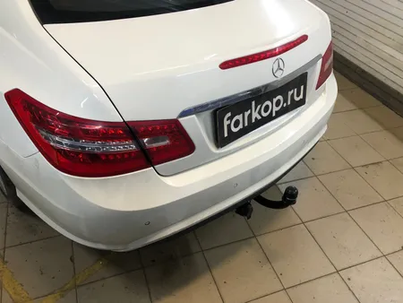 Фаркоп Steinhof для Mercedes E-class (купе) 2009-2016 M-150 в Тюмень