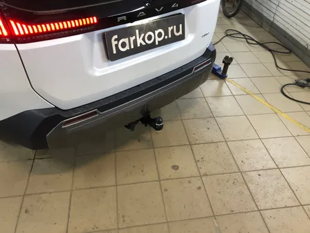 Фаркоп TowRus для Toyota RAV4 2025- 229420 в Тюмень