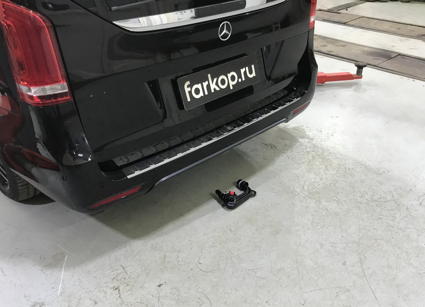 Установили фаркоп Westfalia для Mercedes V-class 2019 г. Установили фаркоп Westfalia для Mercedes V-class 2019 г.