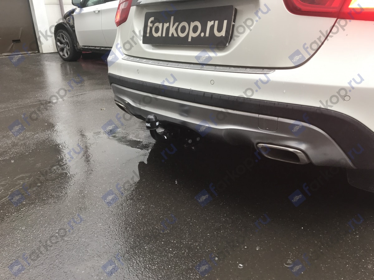 Установили фаркоп Brink для Mercedes GLA-class 2014 г. Установили фаркоп Brink для Mercedes GLA-class 2014 г.