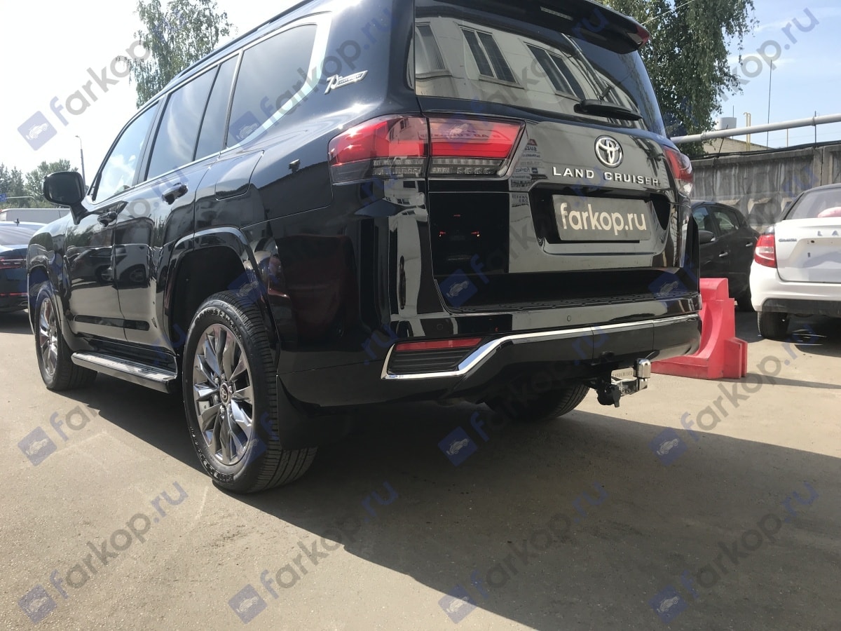 Установили фаркоп Baltex для Toyota Land Cruiser J300 2021 г.в.