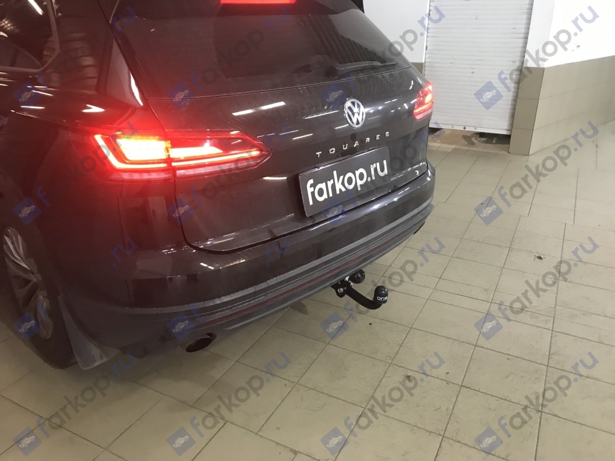 Установили фаркоп Oris для Volkswagen Touareg 2018 г.в.