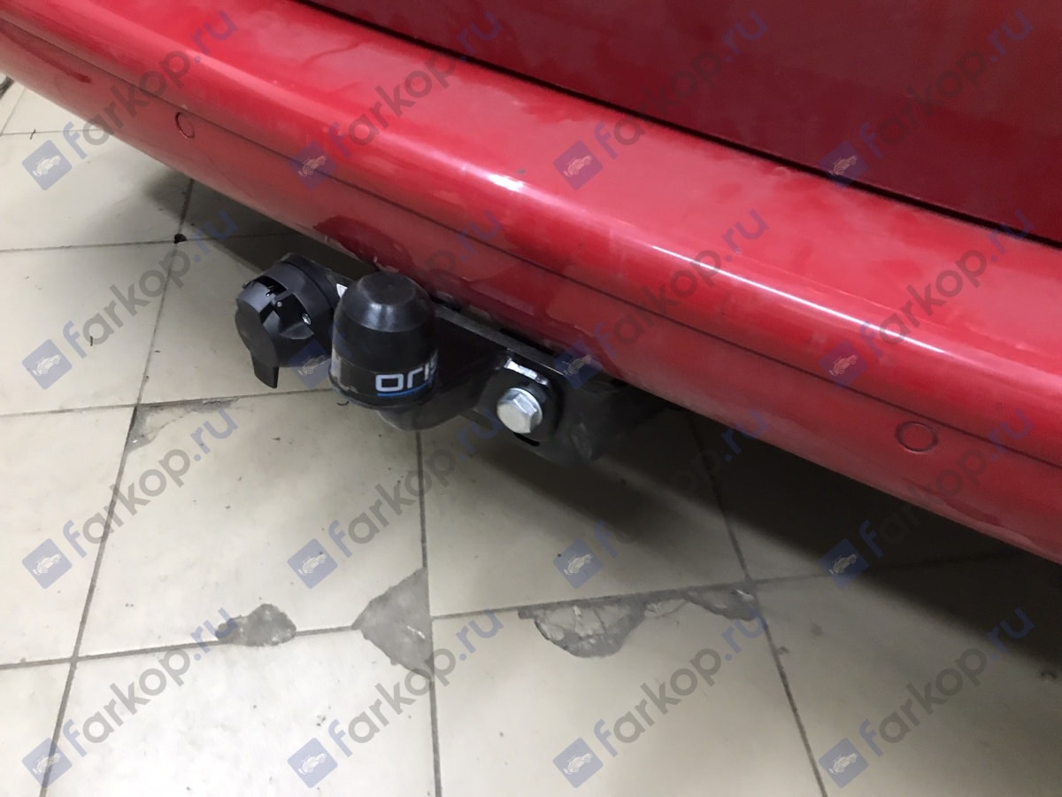 Установили фаркоп Oris для Volkswagen Multivan T5 2013 г.в.