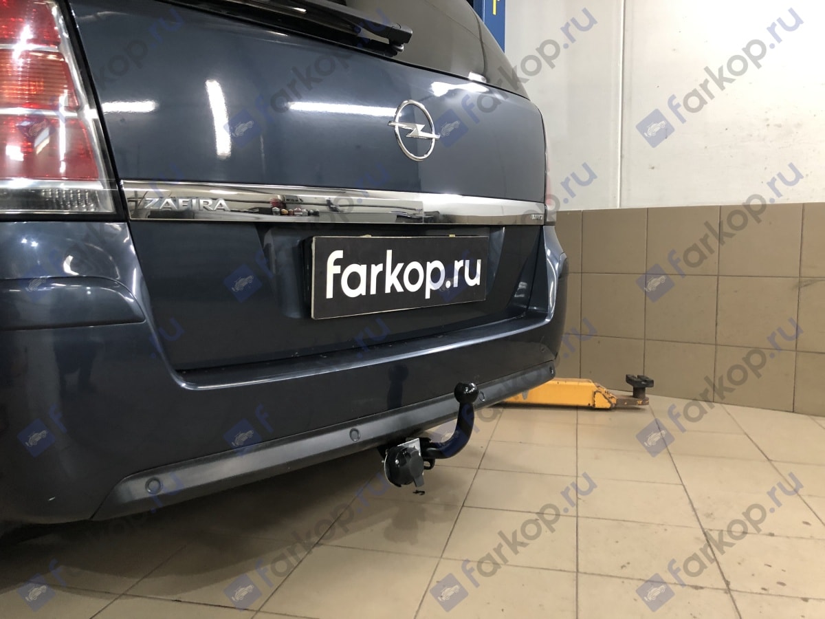 Установили фаркоп Лидер Плюс для Opel Zafira 2010 г.в. Установили фаркоп Лидер Плюс для Opel Zafira 2010 г.в.