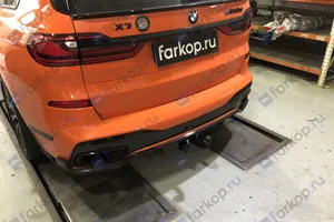 Установили фаркоп Steinhof для BMW X7 2019 г.