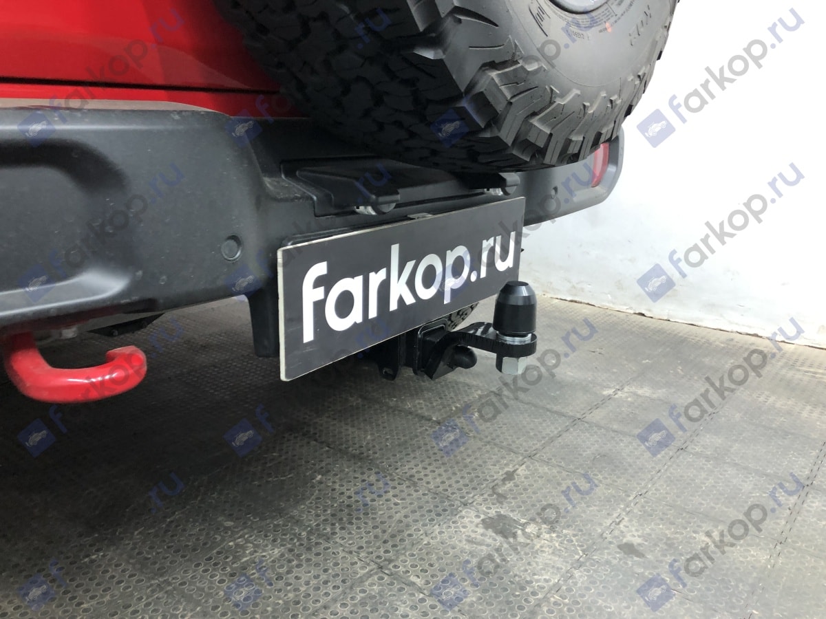 Установили фаркоп TowRus для Jeep Wrangler 2023 г.в. Установили фаркоп TowRus для Jeep Wrangler 2023 г.в.