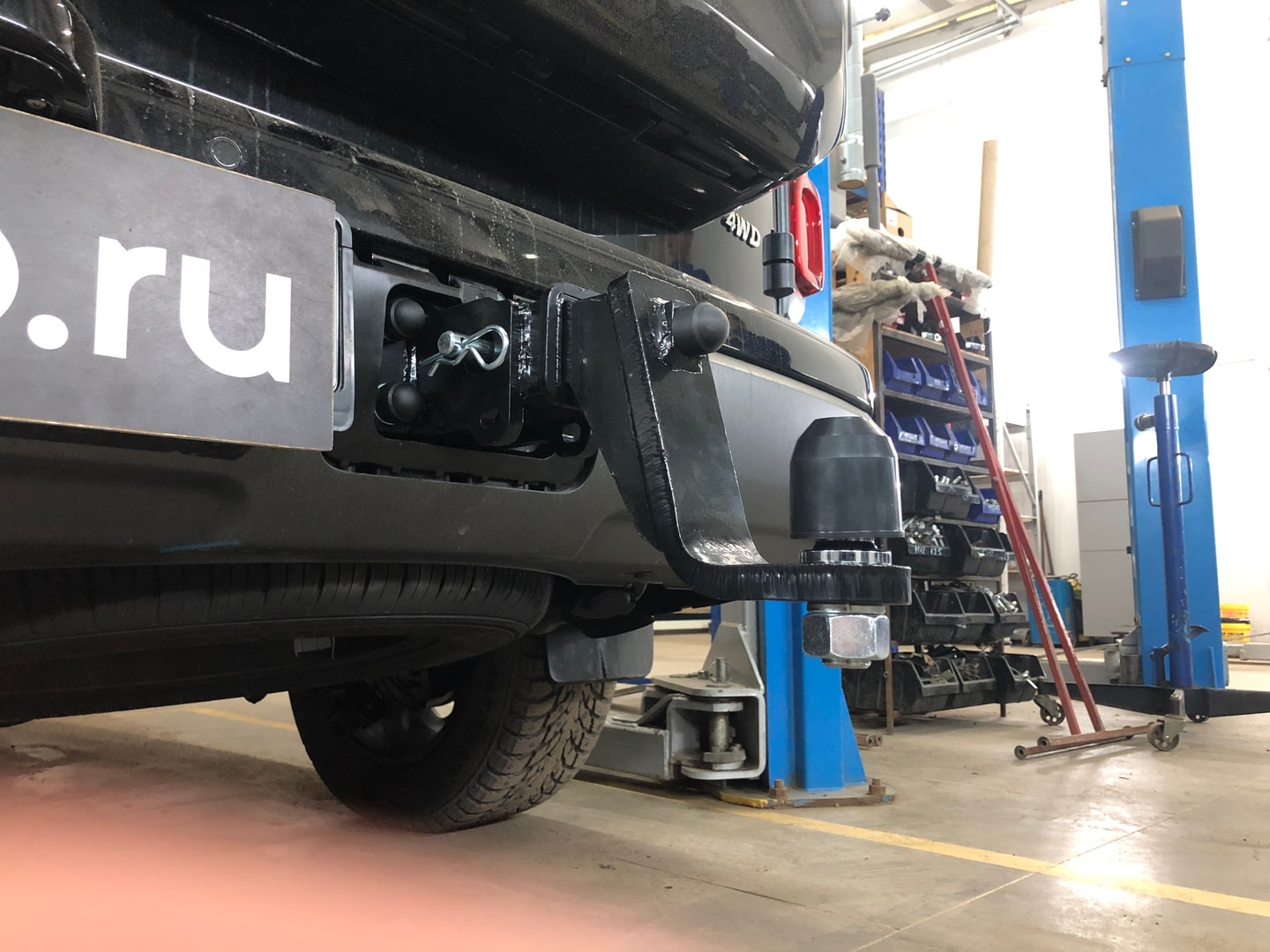 Установили фаркоп TowRus для Haval H9 2024 г.в.