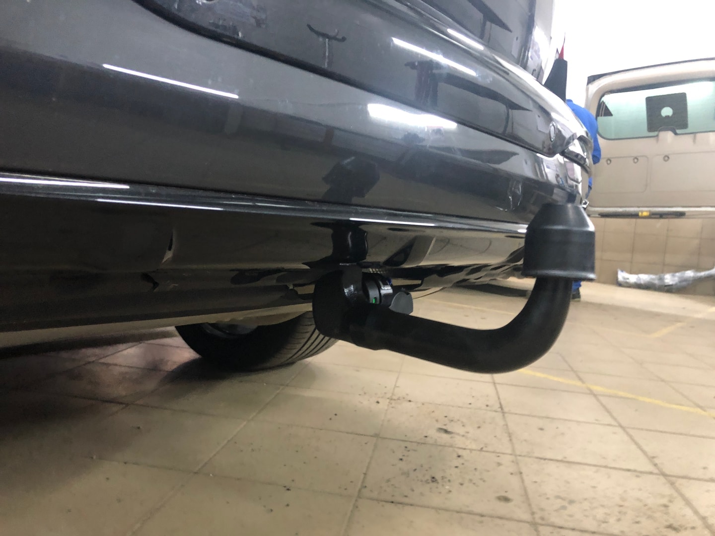 Установили фаркоп Galia для BMW X7 2025 г.в.