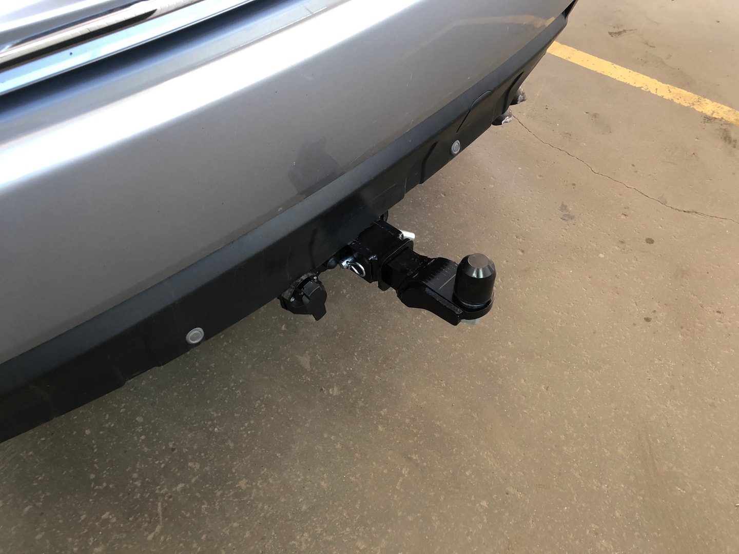 Установили фаркоп TowRus для Citroen C-Crosser 2007-2013 г.в.
